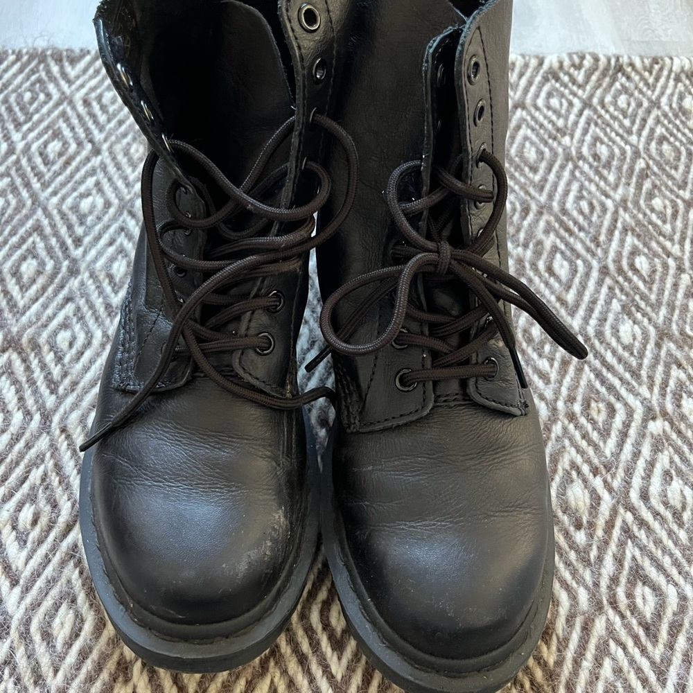 Doc Martens 1460 PASCAL WOMEN'S MONO LACE UP BOOTS